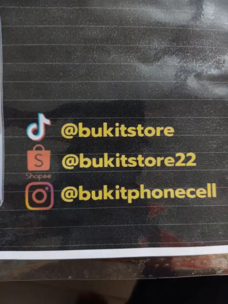 Karyawan Toko Gadget dan Pulsa Kouta Dll