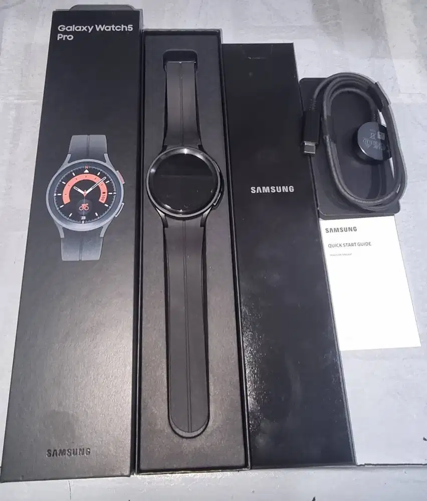 SECOND SAMSUNG GALAXY WATCH5 PRO BLACK TITANIUM