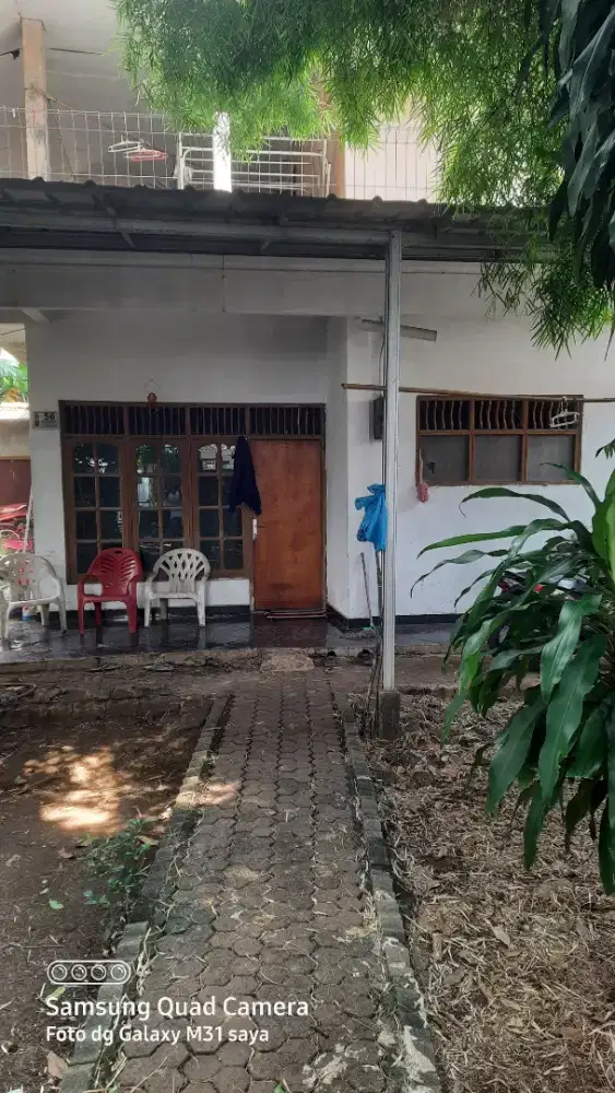 Disewakan  untuk Gudang, murah/tanpa perantara di pusat kota Depok