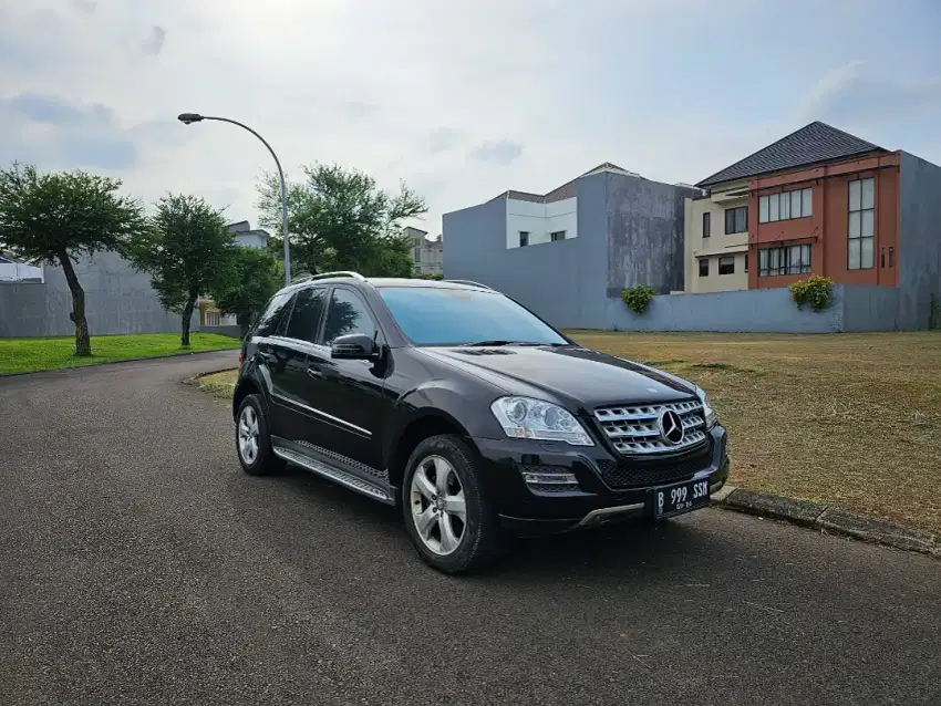 ML300 2011 km 82rb asli segerrrrrr