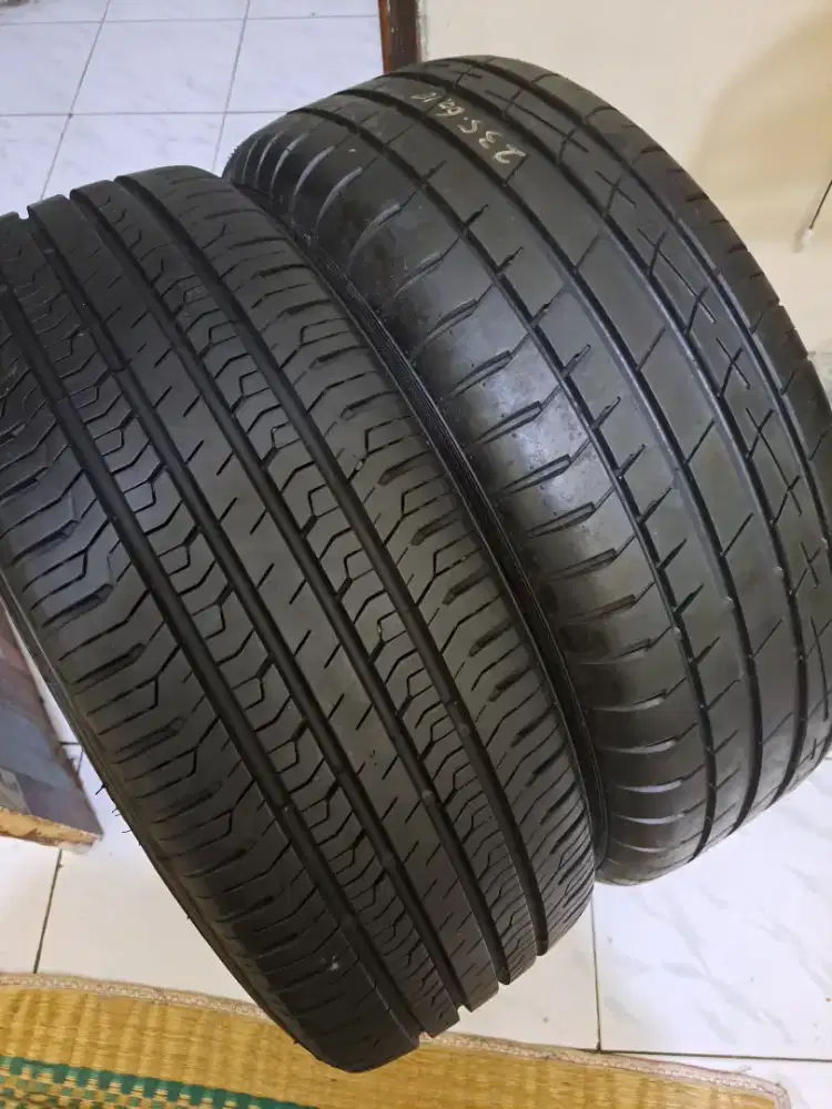 Ban 235 60 r18 masih like new 2pcs crv xtrail dll
