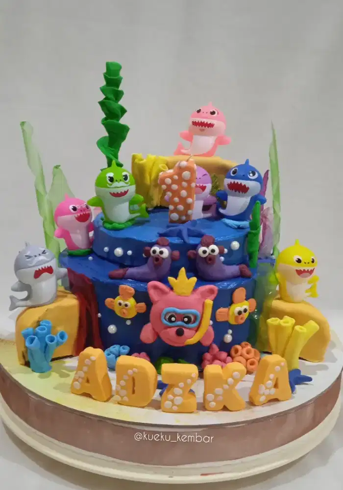 Kue ulang tahun baby shark