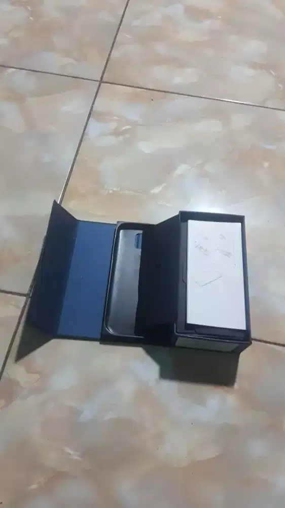 Box Kotak HP Samsung S7 Edge