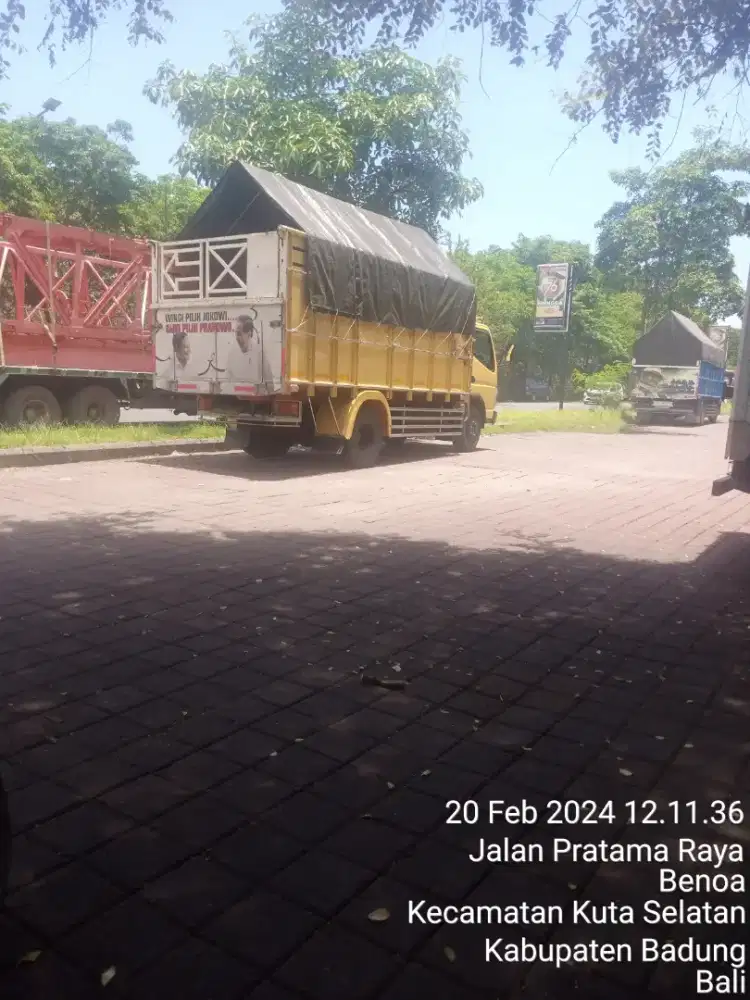 Jasa sewa truck Jakarta bali