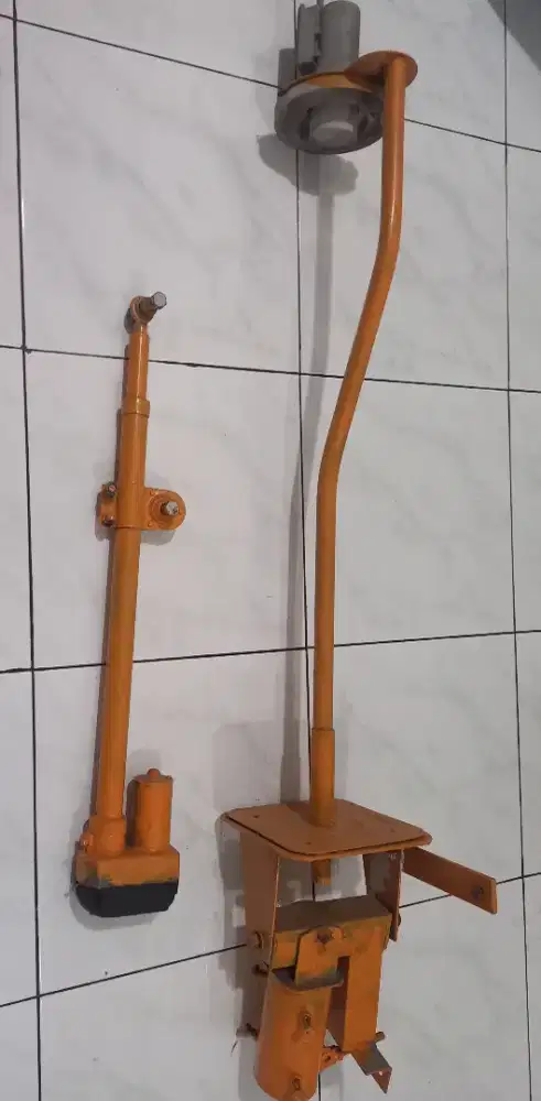 Tiang parabola  masih bagus