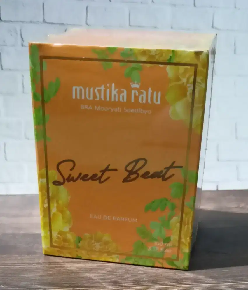 Parfum mustika ratu kemasan 100ml