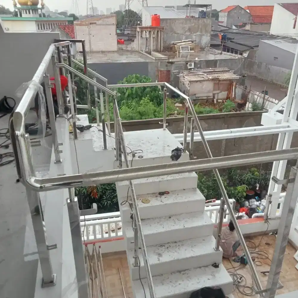 Railing kaca reling balkon stanlis & kanopi alderon solarflat spandek