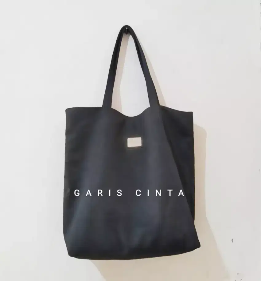 Garis Cinta Totebag minus