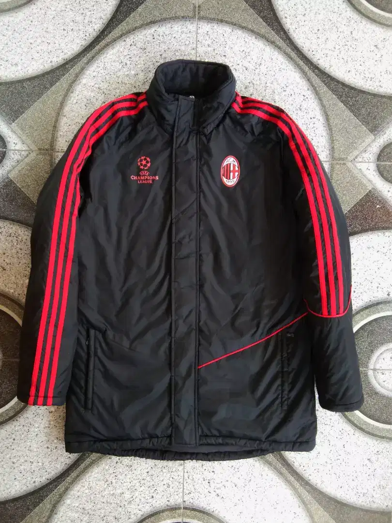 Jaket Adidas Original Waterproof AC Milan UEFA Liga Champion