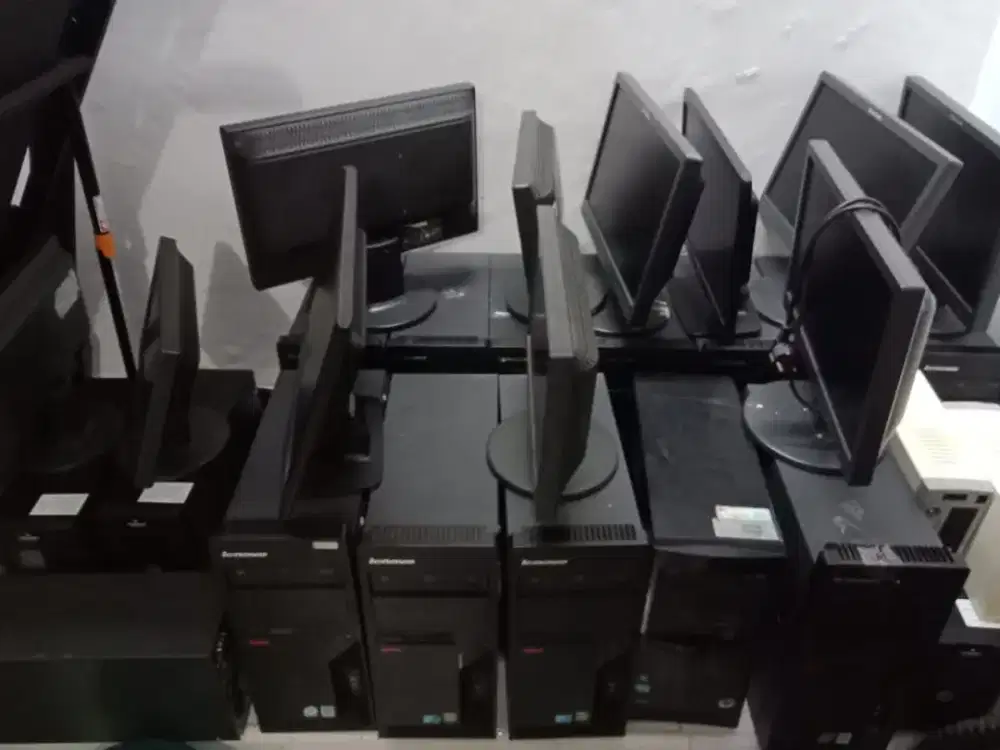 Terima Monitor Komputer Bekas Berbagai Merk