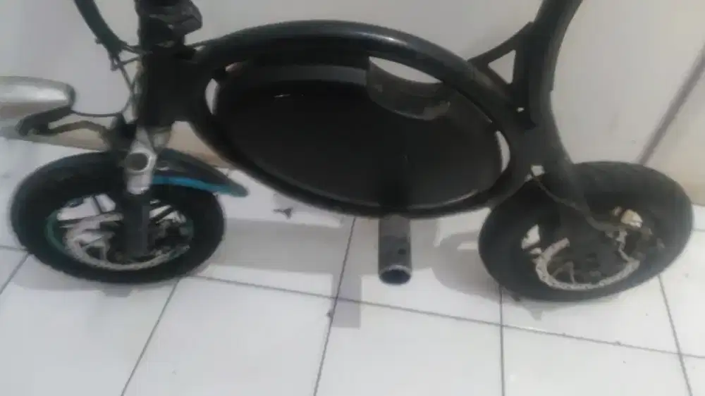 Skuter listrik lipat (2nd)