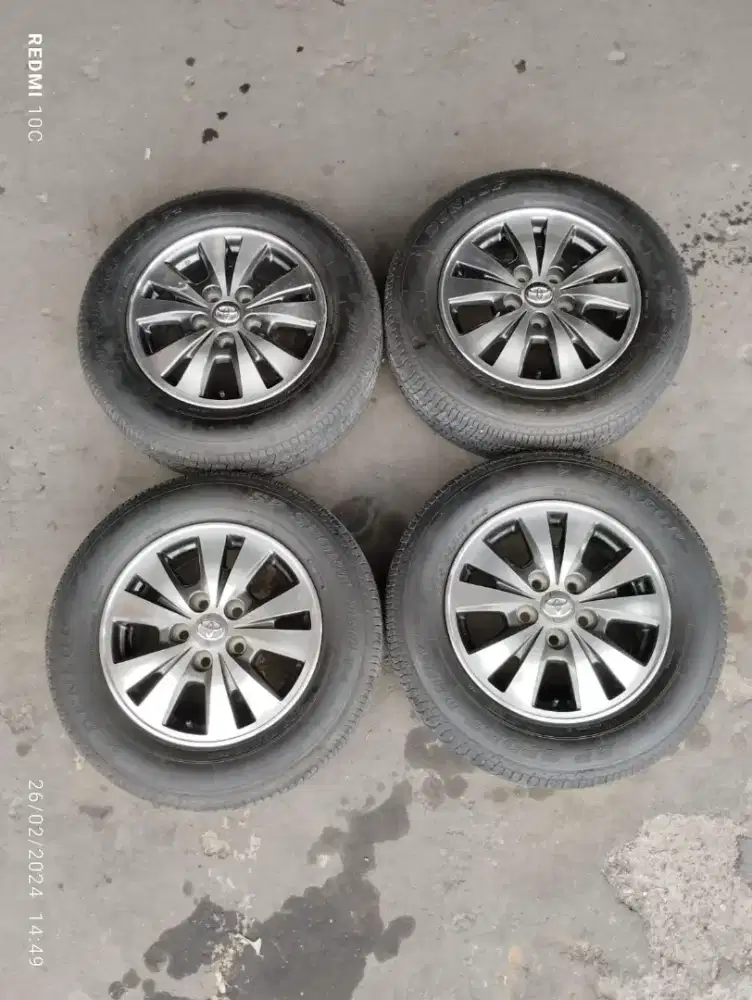 Velg oem grand innova 2014 r15 5x114 sepaket ban