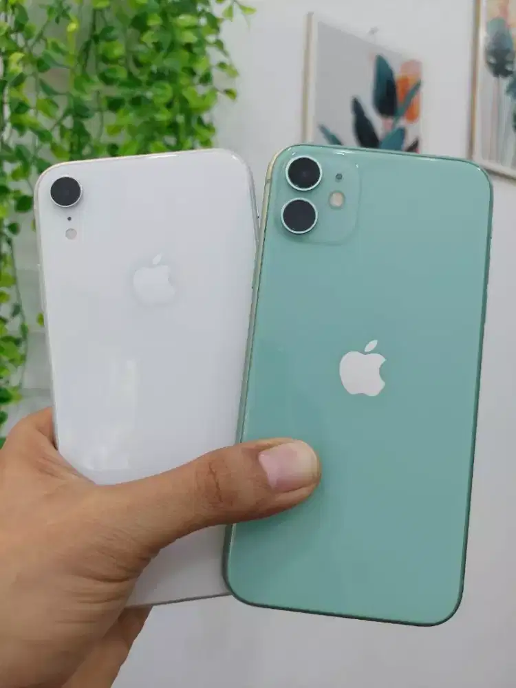 iPHONE 11  & Xr  128  &  64 GB