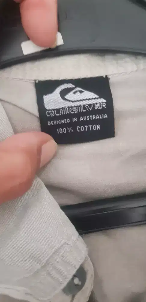 Kemeja Quiksilver
XXL