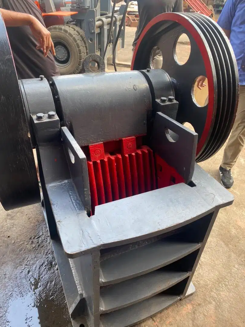 Jaw crusher 250x400