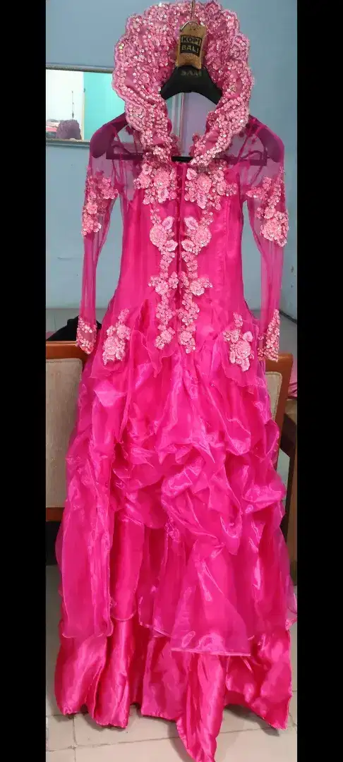 Kebaya pengantin modern