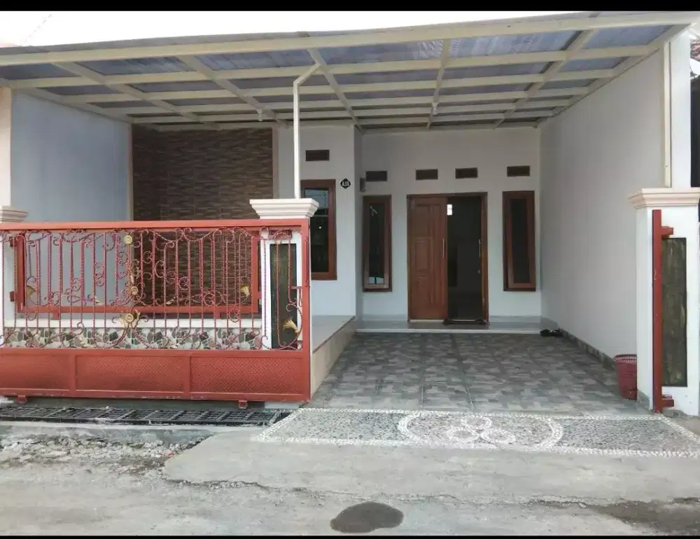 Jual  Rumah Strategis.