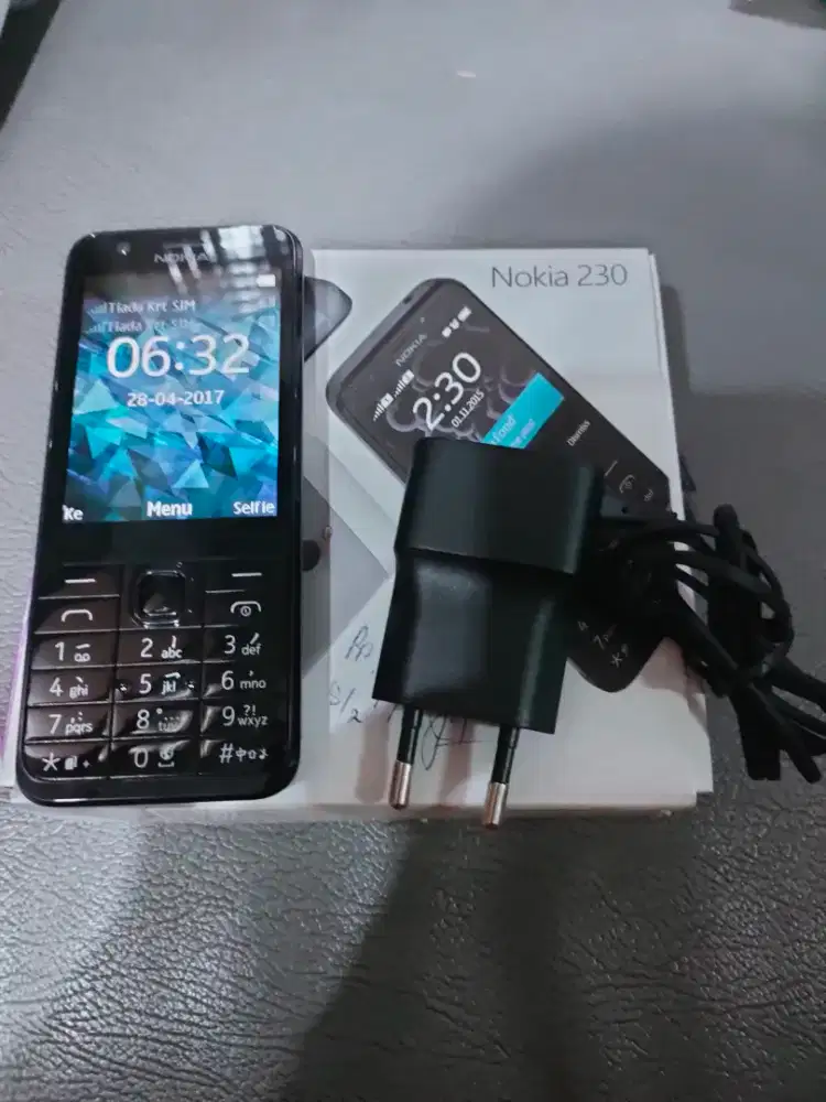 Nokia 230 seperti baru