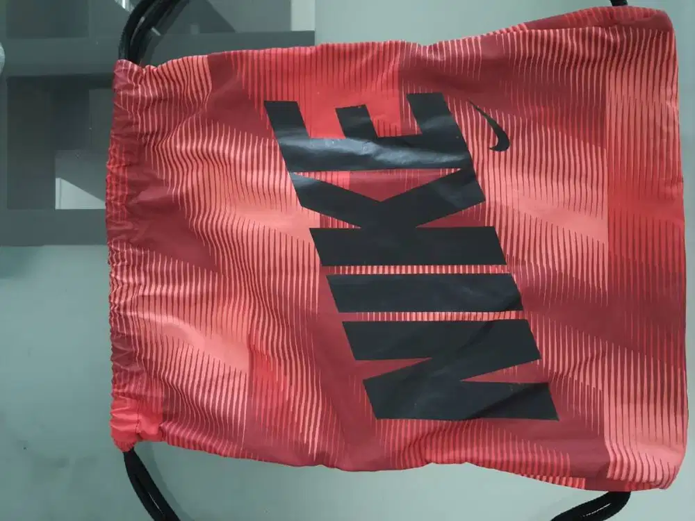 TAS NIKE MERAH ORI