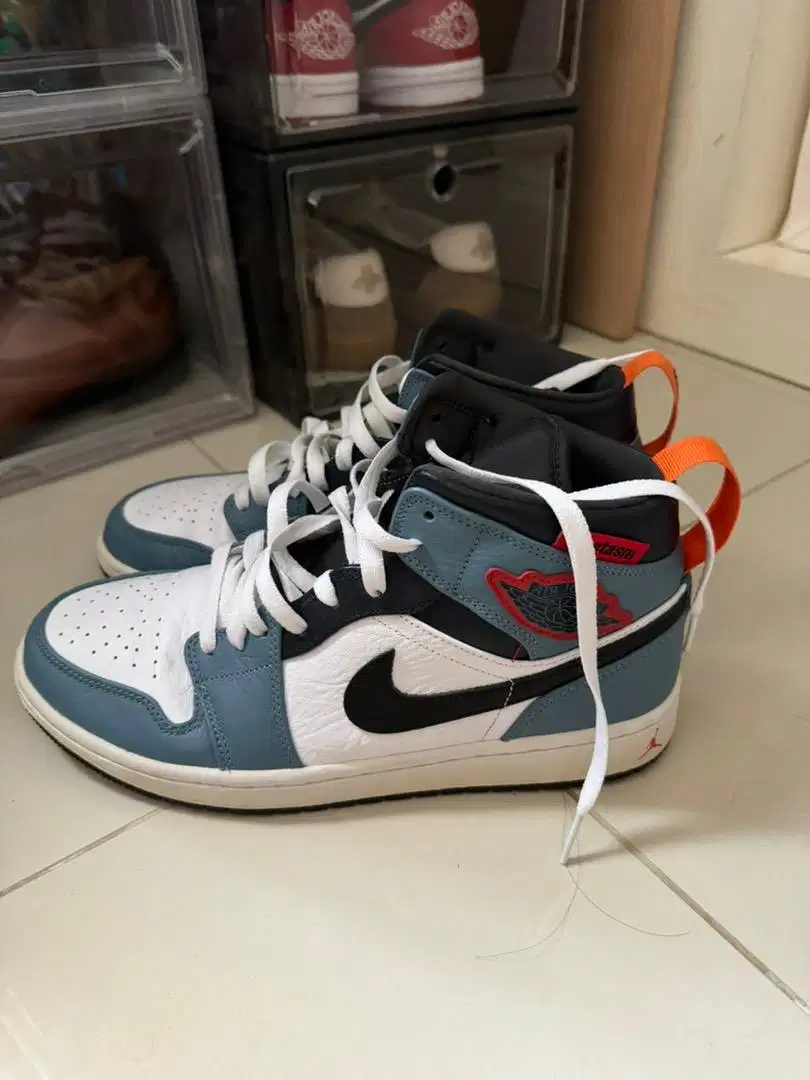 Air jordan 1 Mid Fearless Facetasm 43