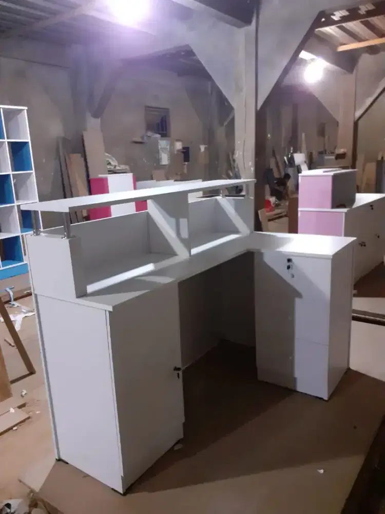 Meja L Dwi Furniture