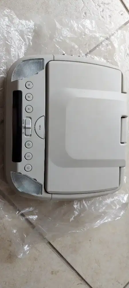 Monitor LCD DVD VCD CD Untuk Plafon mobil Nissan Livina