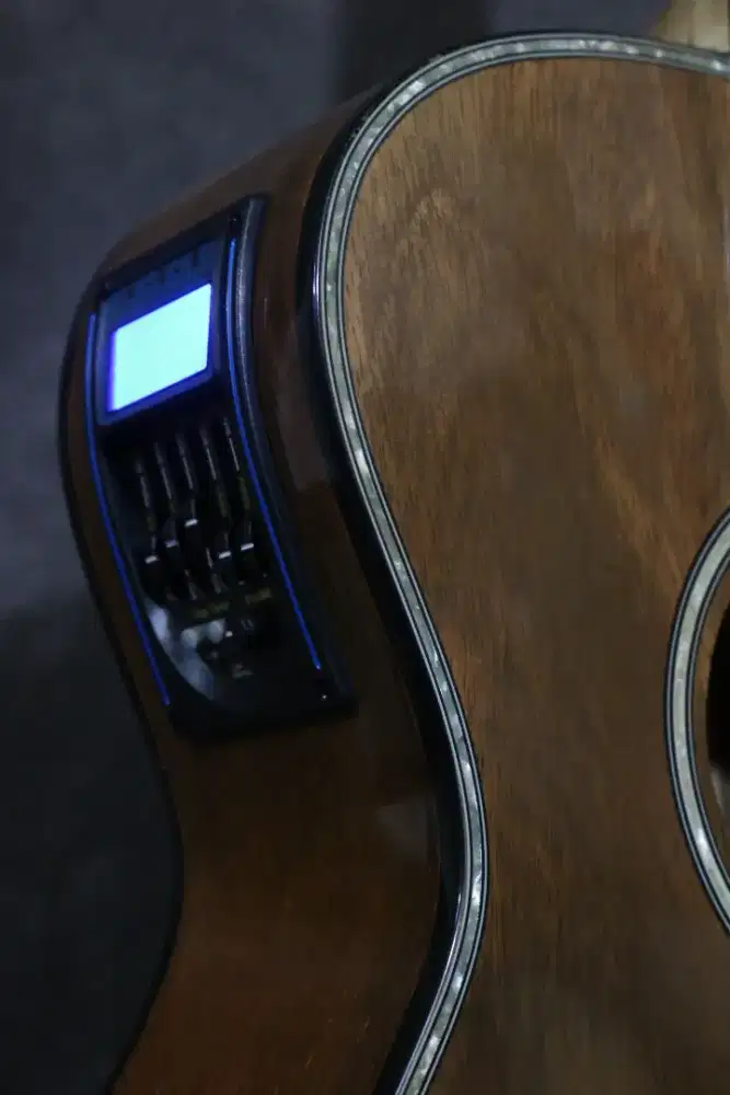 Gitar akustik elektrik costume solid LC tuner high QUALITY