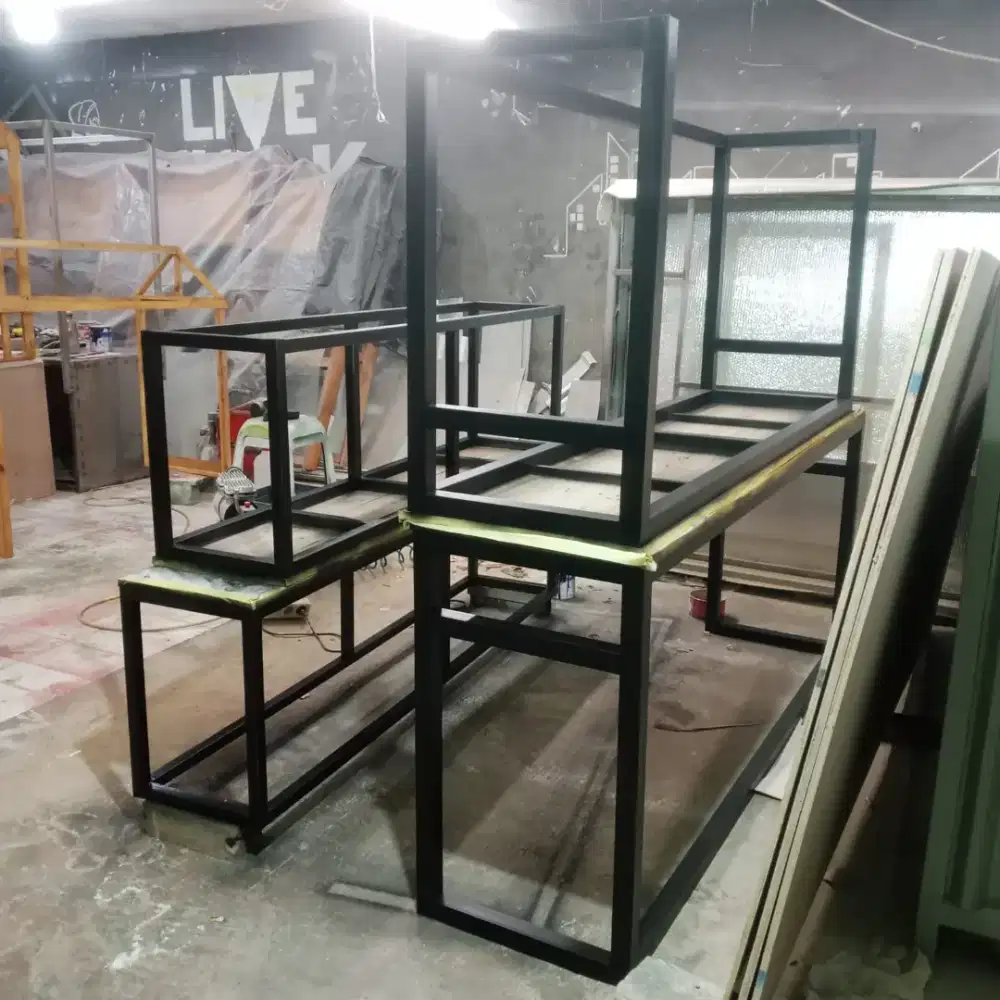 Meja kursi kayu pinus