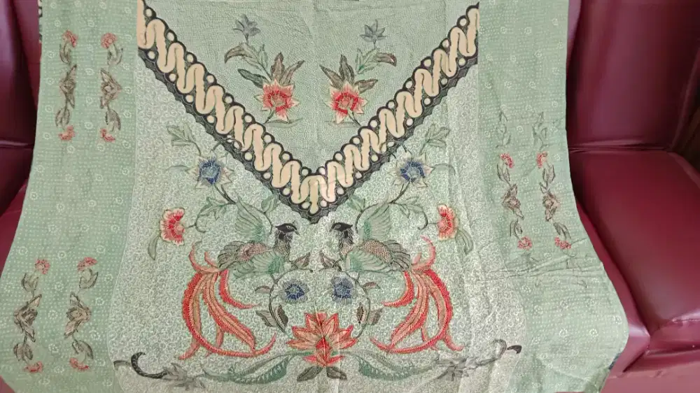 Kain batik tulis sutera