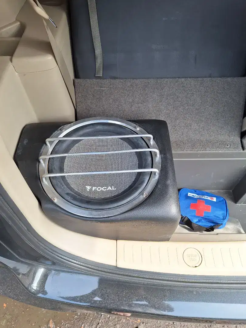 Box Ertiga Lama Custom Belakang Speaker 10 inc Bekas Seperti Baru