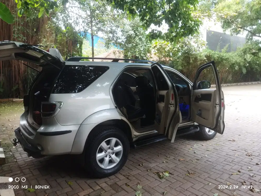 Toyota Fortuner 2007 Bensin