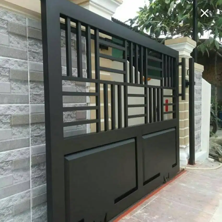pagar plat eser warna hitam