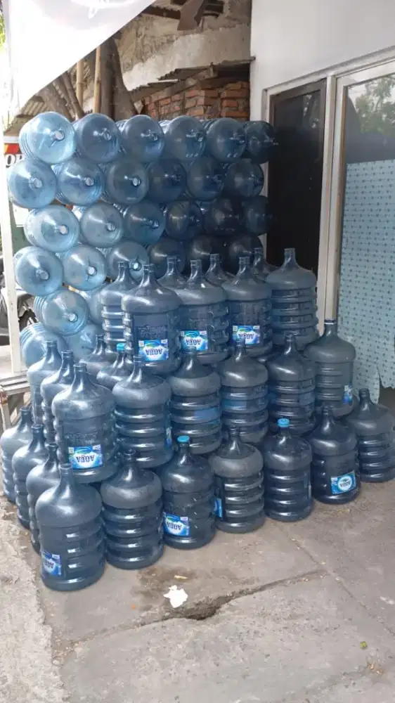 Air mineral dan kartonan