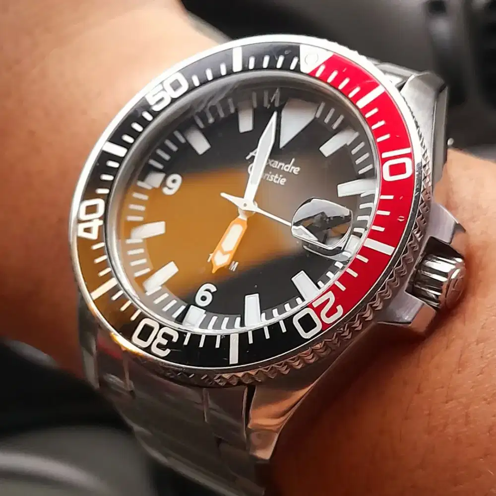 Jam Tangan Vintage Diver Quartz Alexandre Christie