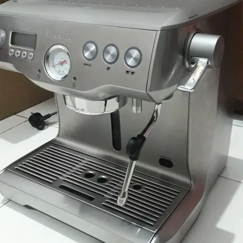 Mesin Kopi Expresso Breville