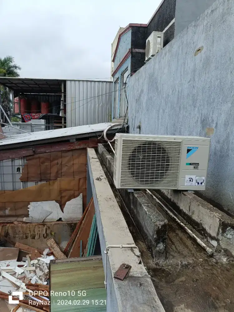 AC Daikin 1/2 PK R 32 original inverter ( ex kosan )