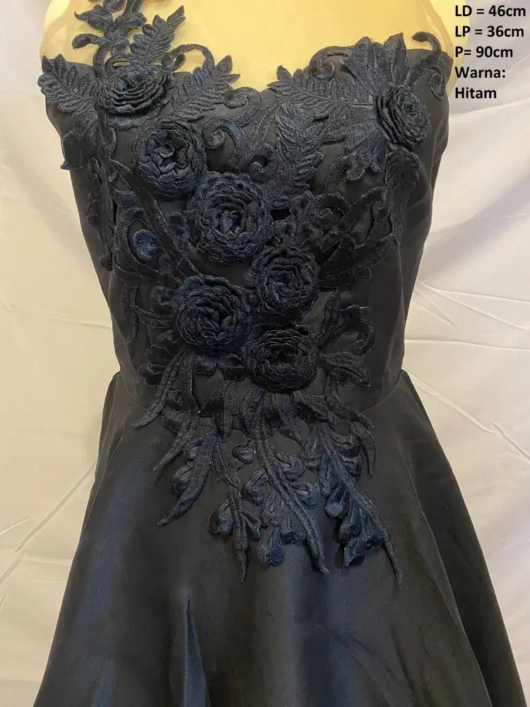 Preloved Dress Party Gown Gaun Elegant Mewah Hitam