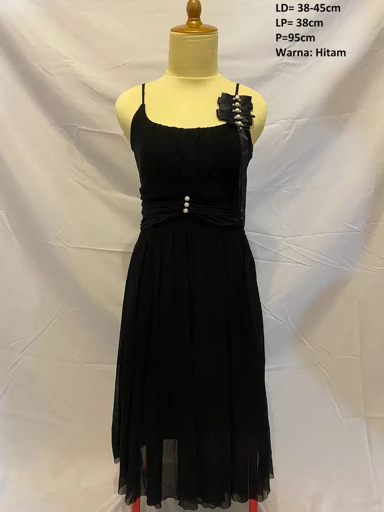 Preloved Dress Party Gown Gaun Elegant Gaun Prewed Hitam