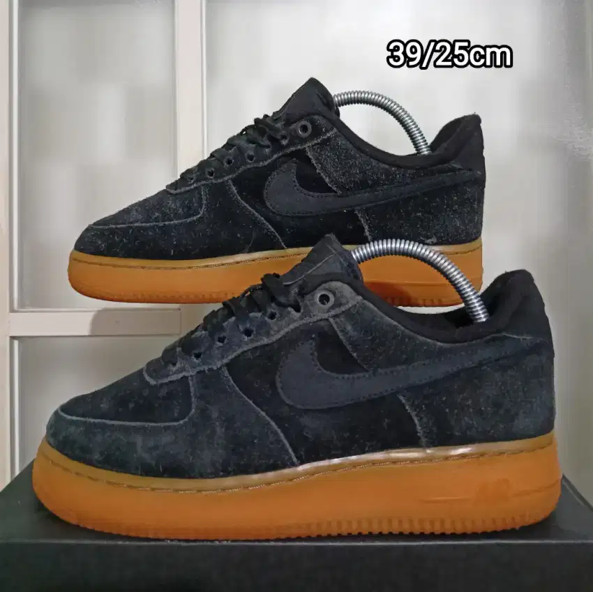 Nike Air Force 1 Suede Gum
