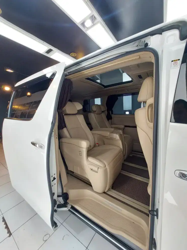 [RARE] Toyota Vellfire 3.5 V6 Premium Sound Pilot Seat