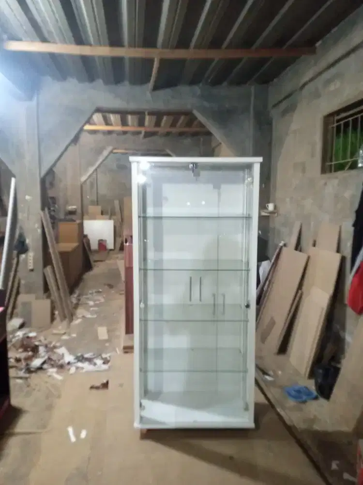 Lemari Hias Dwi Furniture