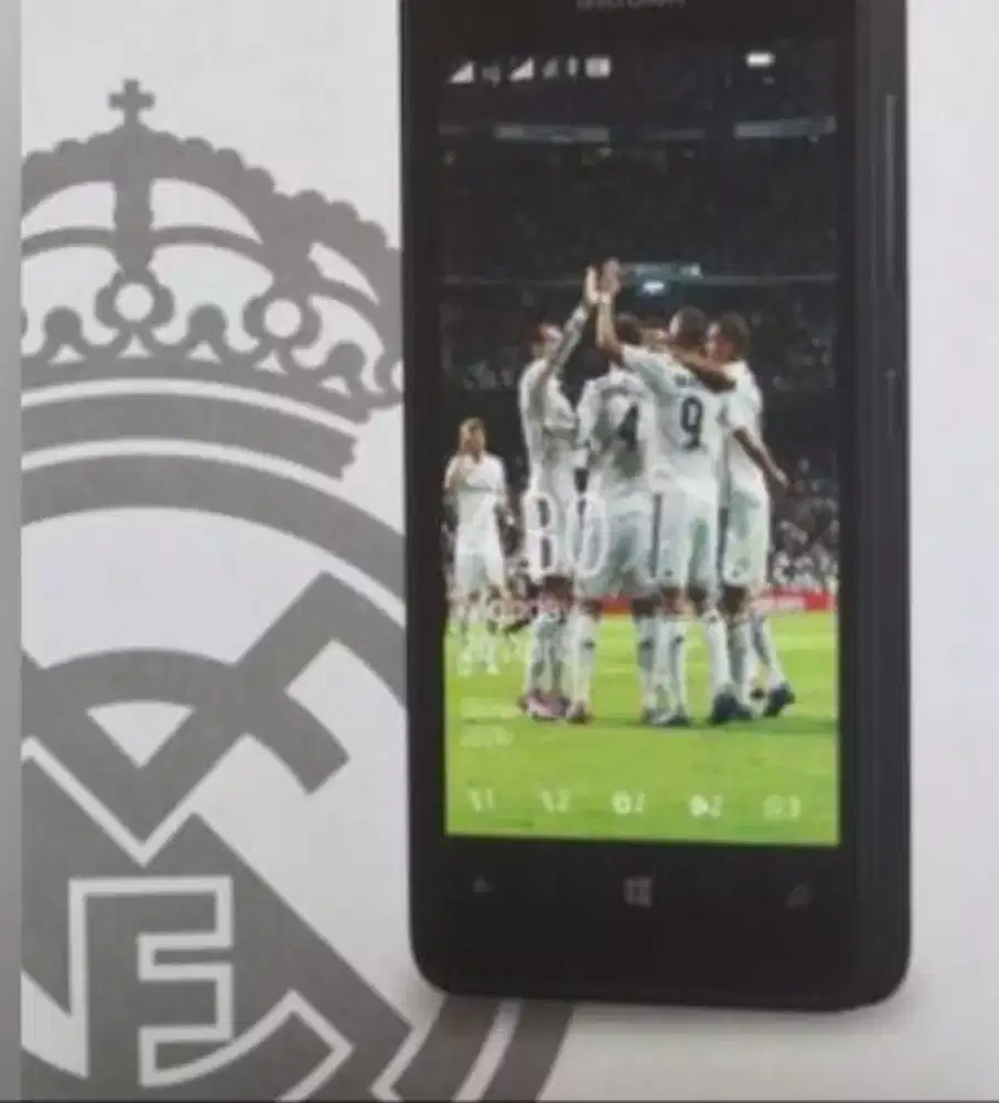 Handphone nokia x real madrid edition