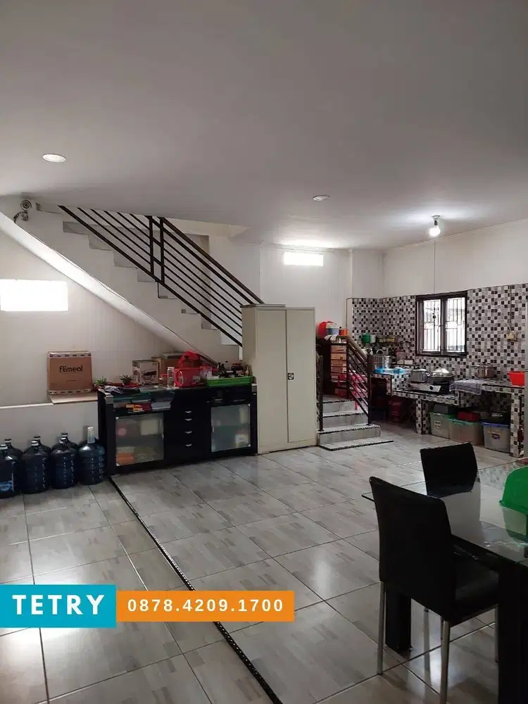 Ruko Perjuangan, Bekasi Utara. 3 Lantai. Hadap Jalan Raya.