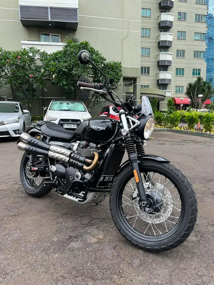 NEGO!!! Triumph Street Scrambler 900