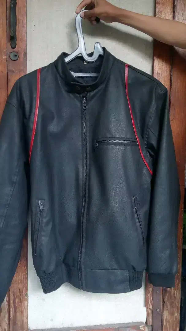 Jaket semi kulit bekas mulus minus