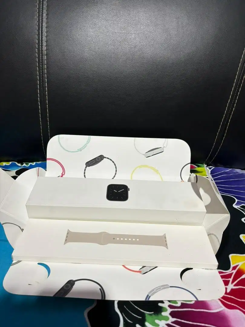 APPLE WATCH SERIES 5 44MM SPACE GREY