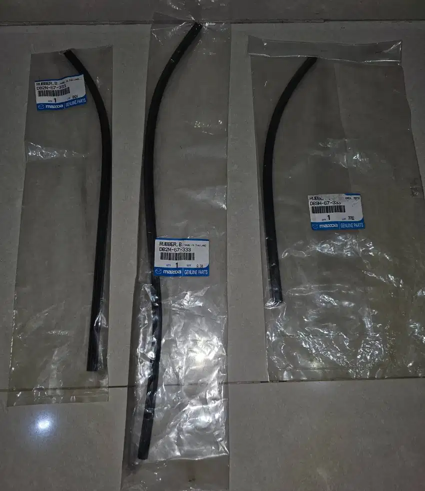Karet Wiper Set Mazda 2 Skyactiv Original