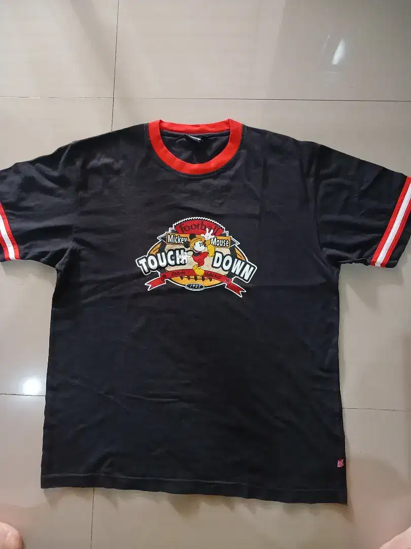 Kaos Mickey Mouse Disneyland Hongkong