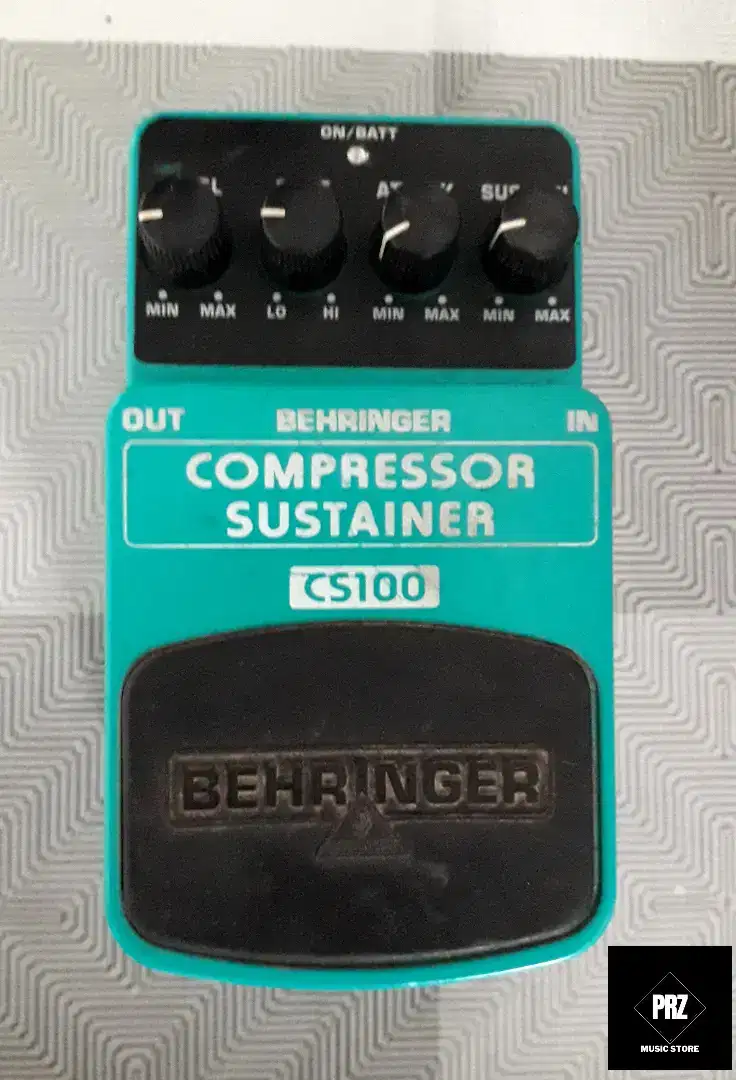 Efek gitar Behringer Compressor sustainer CS100