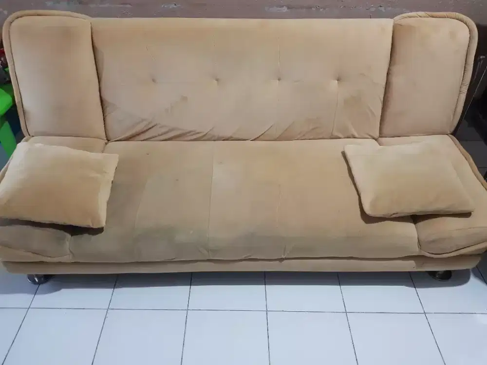 Sofa bed berfungsi baik